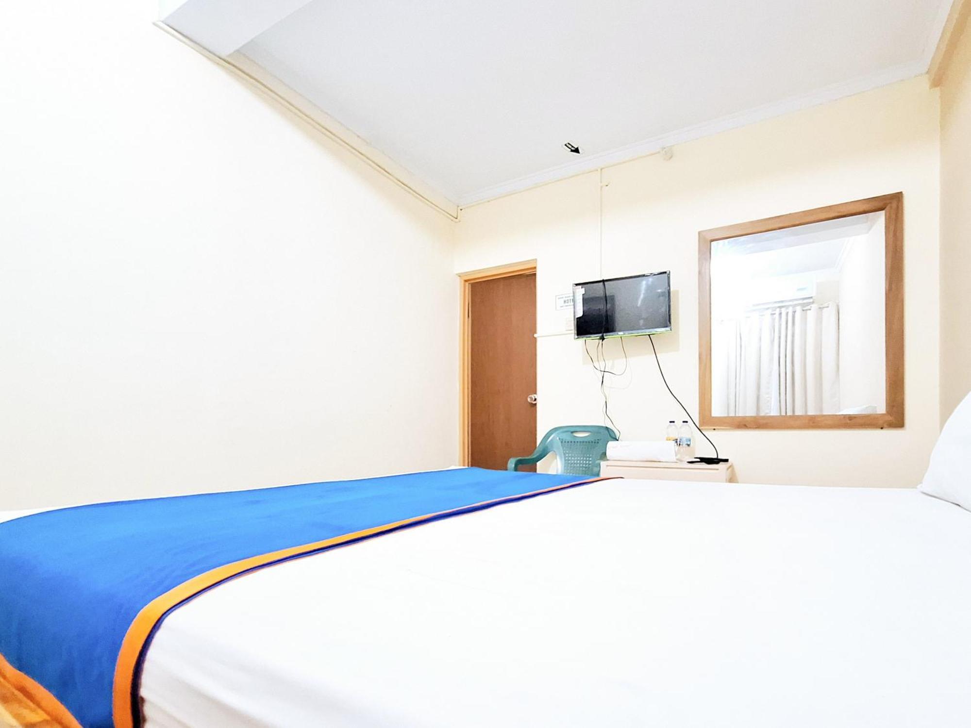 Hotel Family Syariah 1 Parangtritis Redpartner מראה חיצוני תמונה
