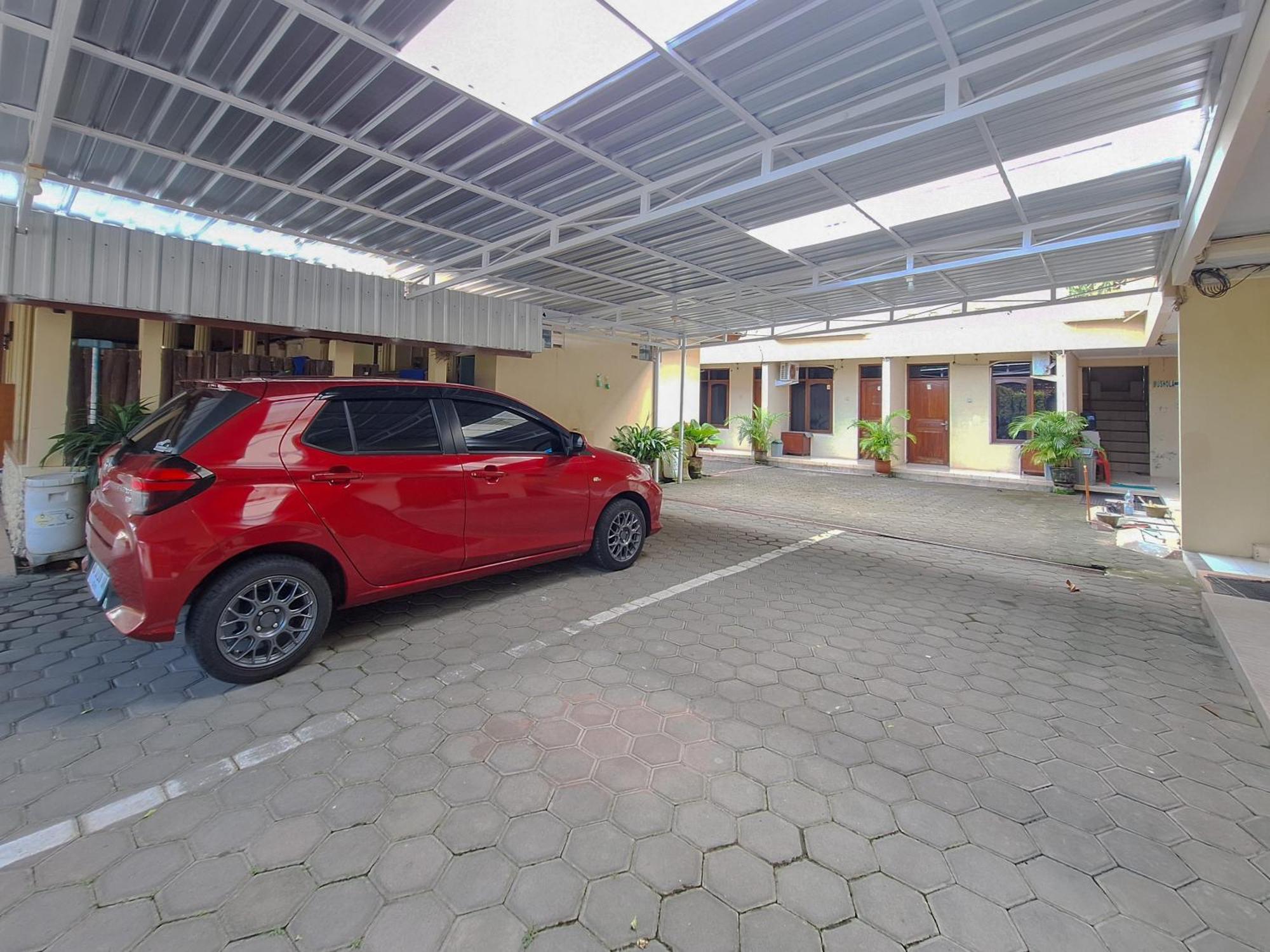 Hotel Family Syariah 1 Parangtritis Redpartner מראה חיצוני תמונה